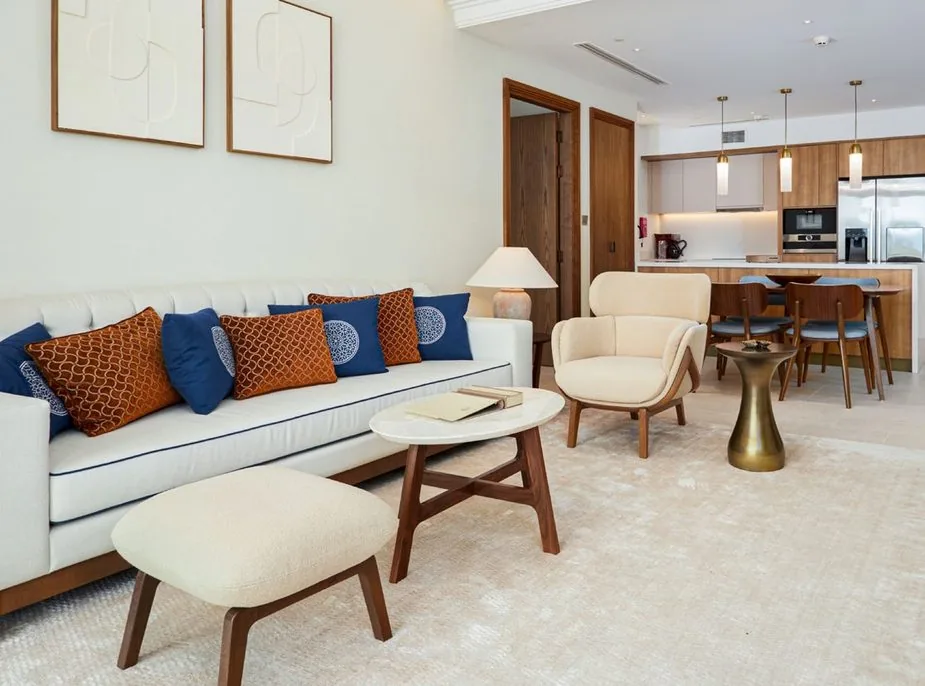 One-bedroom residence living and dining area